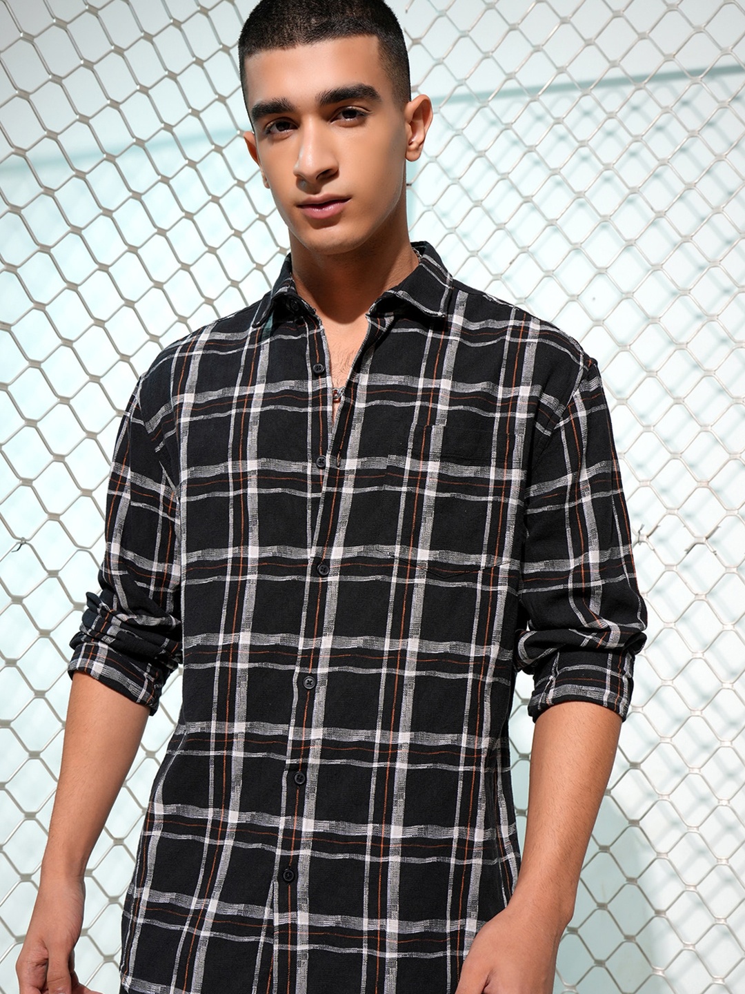 

HIGHLANDER Men Dobby Textured Checked Relaxed Shirt, Black