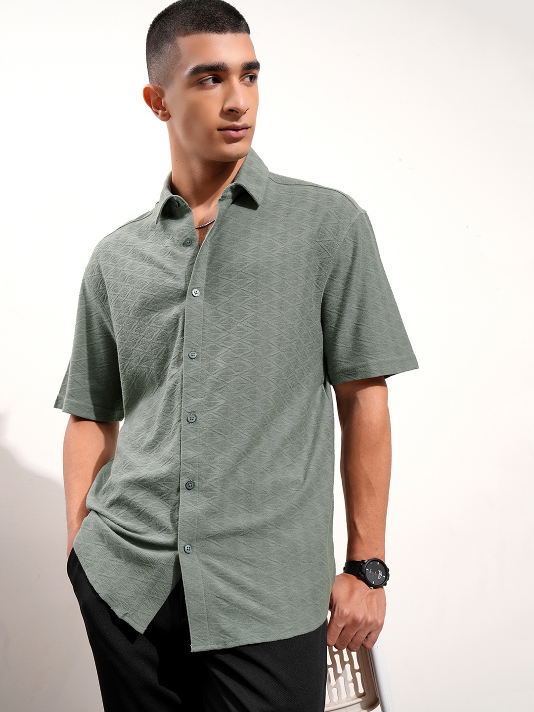 

HIGHLANDER Men Relaxed Fit Drop Shoulder Cuban Collar Half Sleeves Shirt, Green