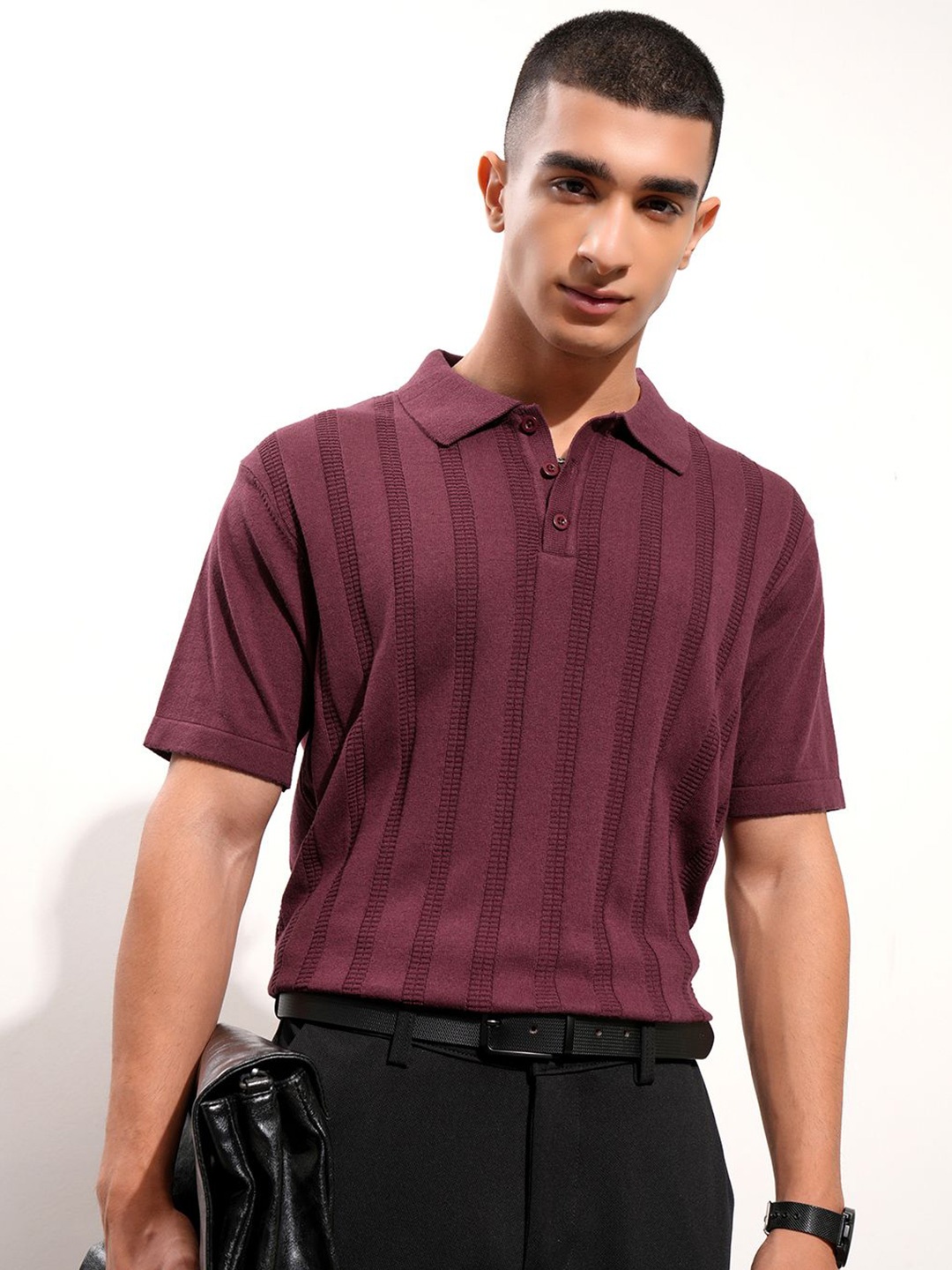 

Highlander Men Relaxed Fit Half Sleeve shirt, Burgundy