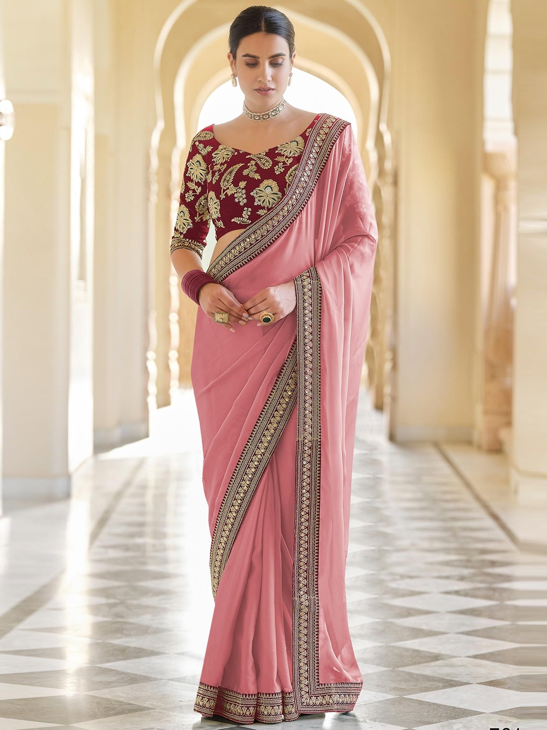 

Trendmalls Sequinned Silk Saree, Pink