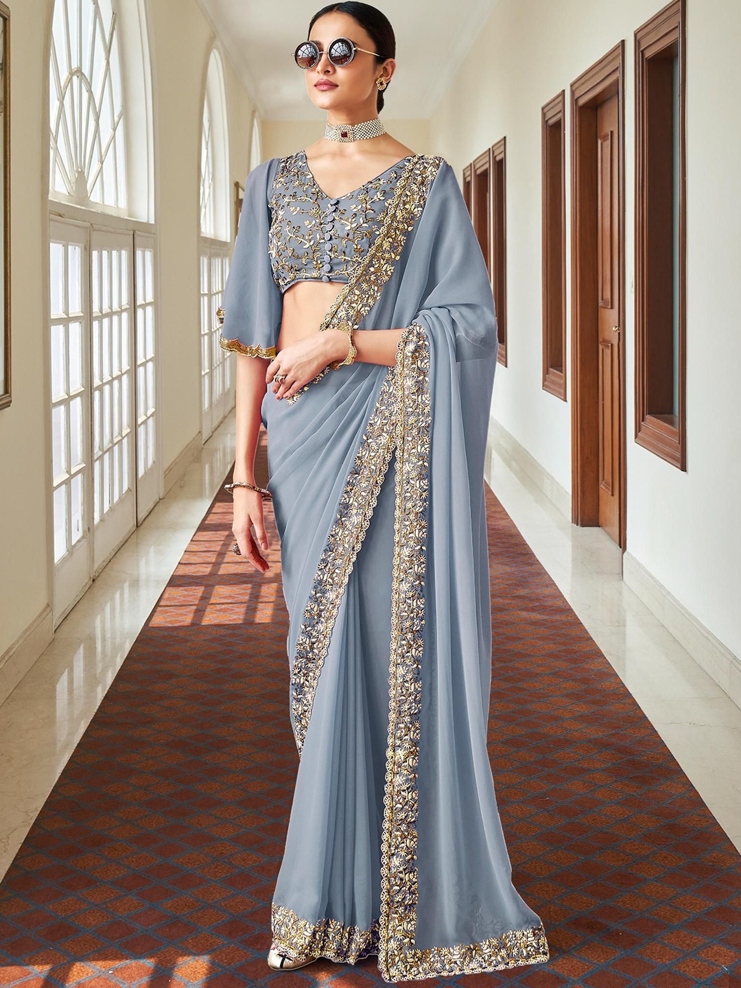 

Trendmalls Beads and Stones Pure Georgette Saree, Grey