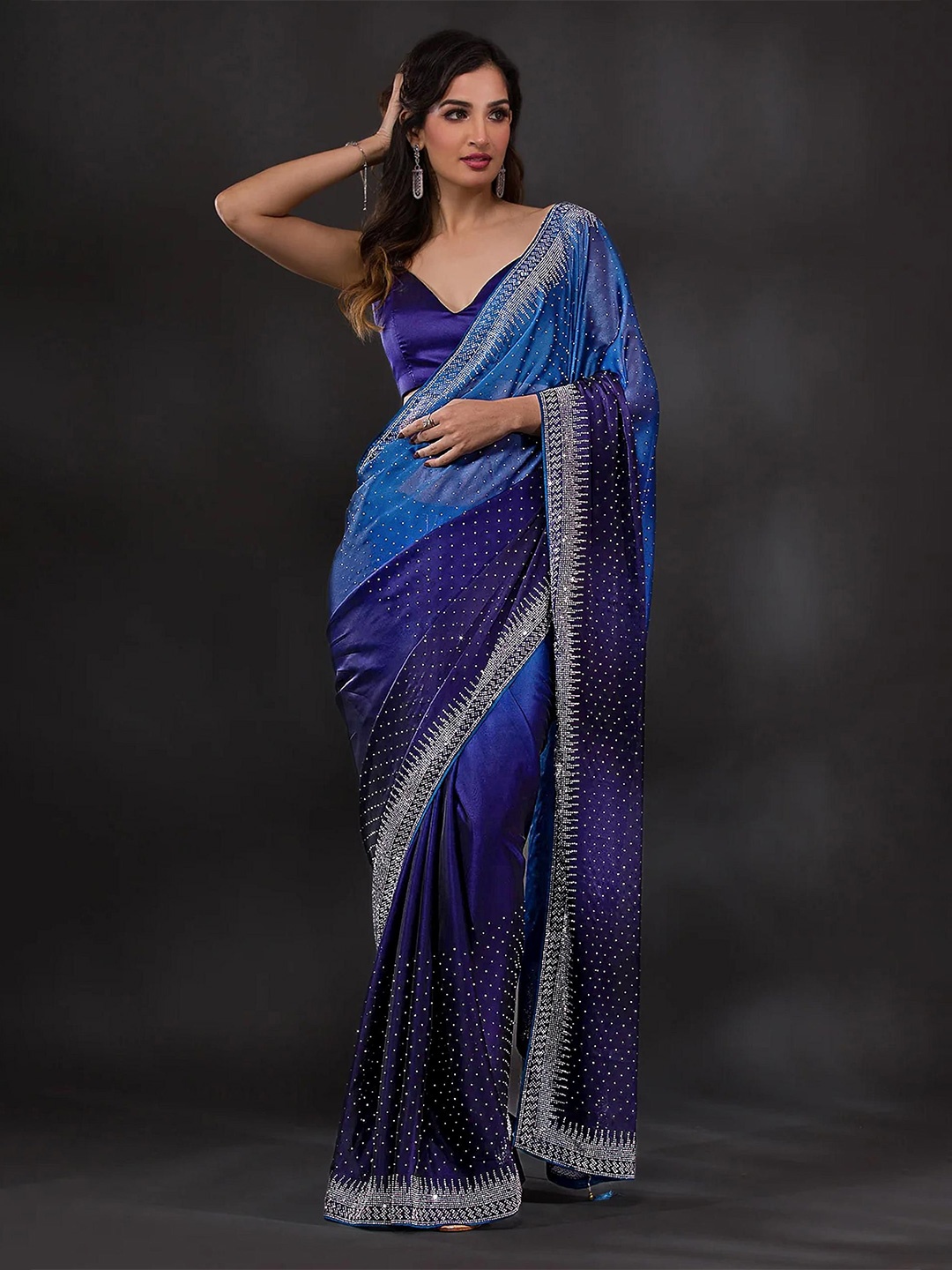 

Trendmalls Embellished Beads and Stones Ombre Saree, Blue