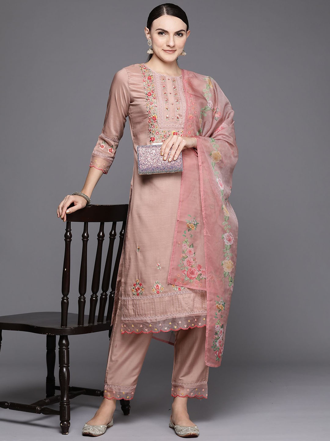 

Indo Era Floral Embroidered Regular Thread Work Kurta with Trousers & Dupatta, Beige