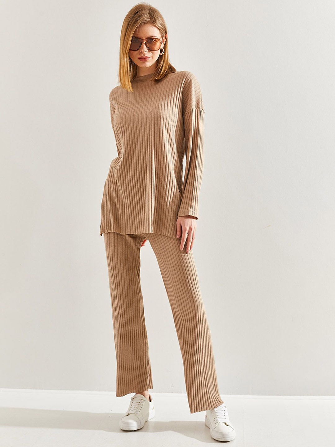 

BIANCO LUCCI Self Design Round Neck Long Sleeves Top With Trousers, Brown
