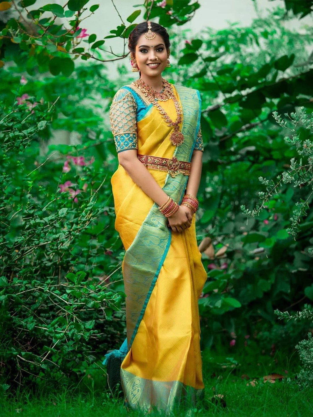 

ZIBLON Woven Design Zari Pure Silk Kanjeevaram Saree, Yellow