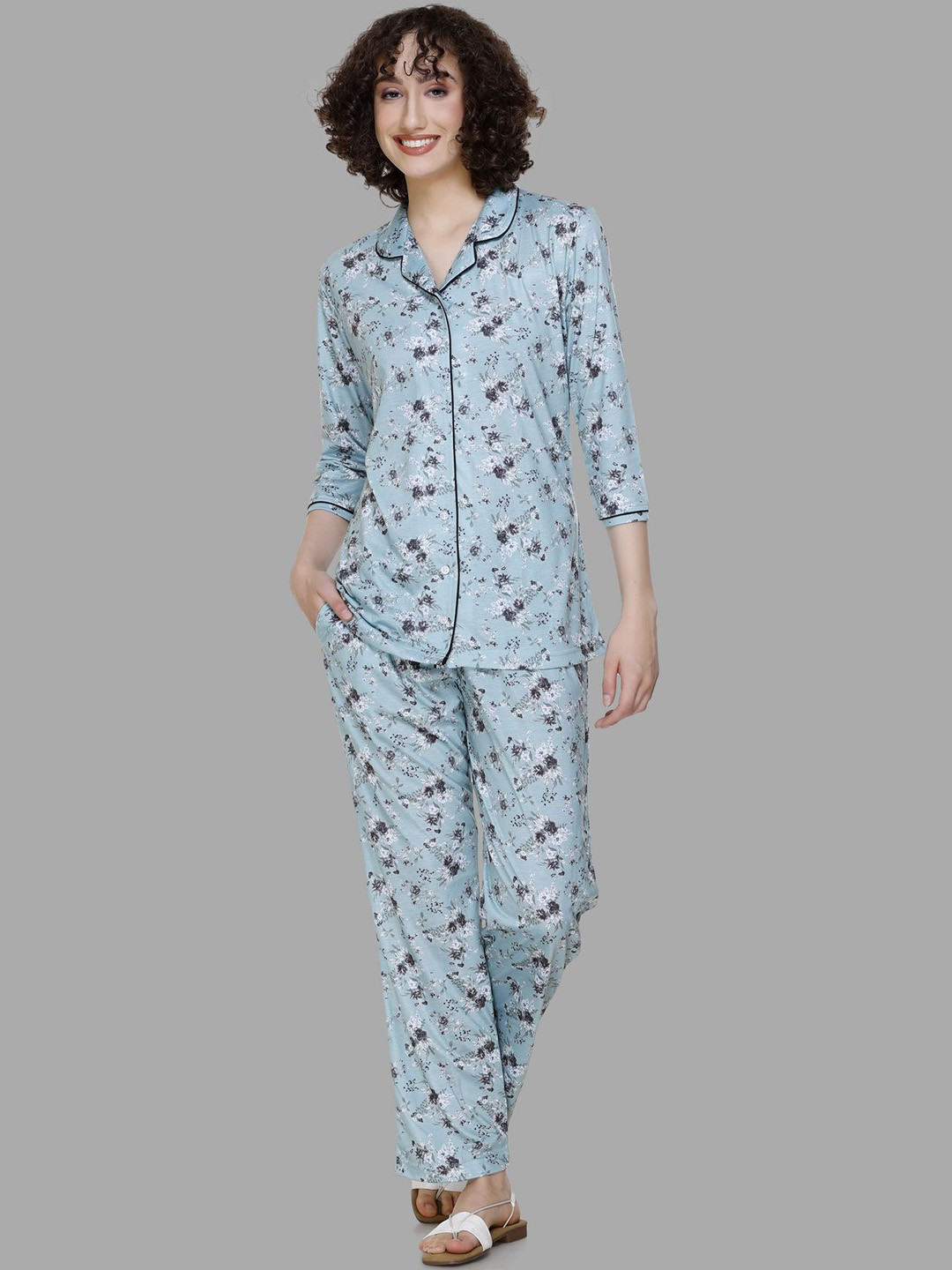

BAESD Floral Printed Lapel Collar Night suit, Sea green