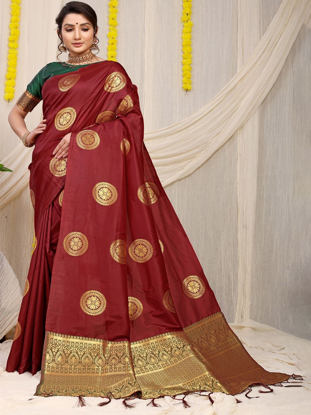

SGF11 Woven Design Zari Kanjeevaram Saree, Maroon
