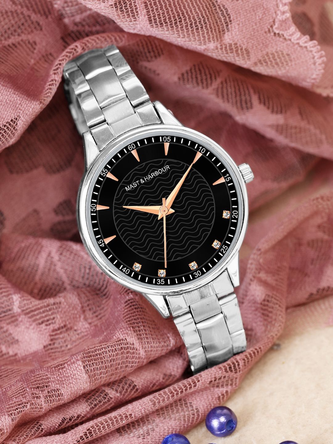 

Mast & Harbour Women Patterned Dial & Bracelet Style Straps Analogue Watch HOBMH-244L-BK, Black