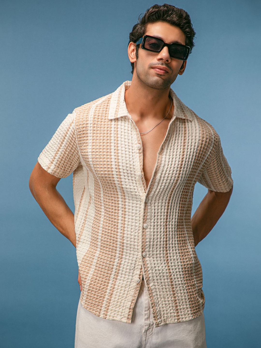 

Powerlook Spread Collar Checked Cotton Casual Shirt, Beige