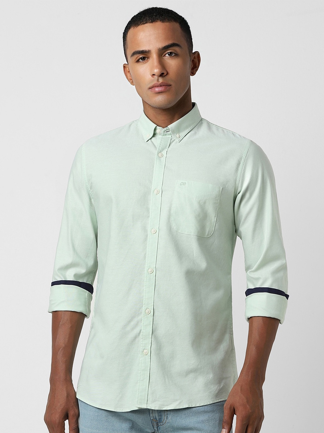 

Peter England Casuals Button Down Collar Long Sleeves Slim Fit Cotton Casual Shirt, Green