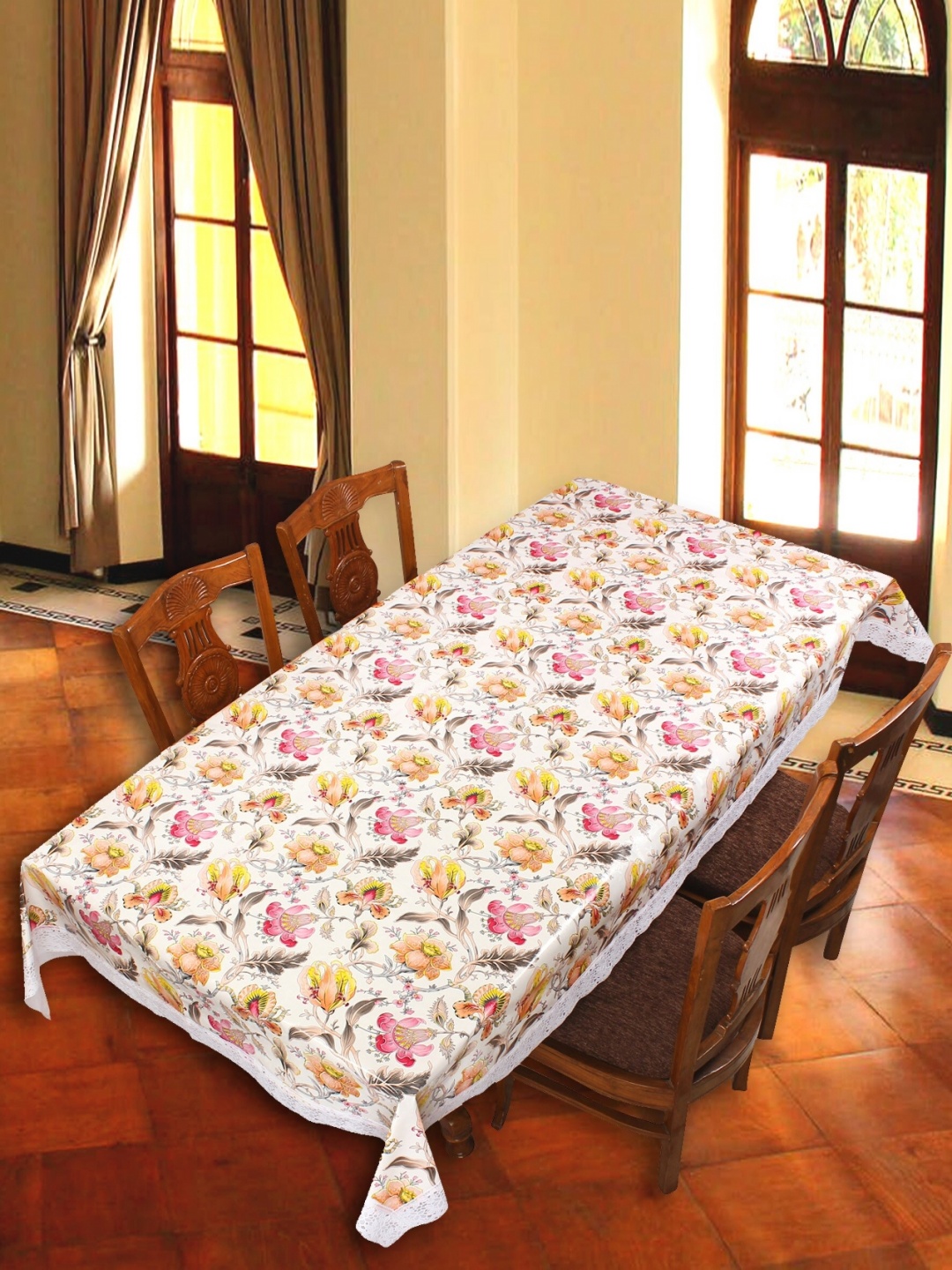 

Aura White & Orange Floral 6Seater Rectangle Table Cover