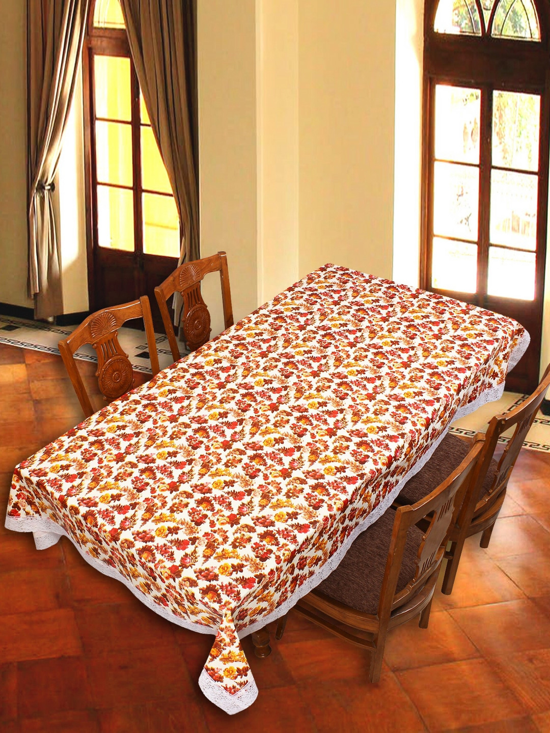 

Aura White & Red Printed 6-Seater Rectangular Table Cover