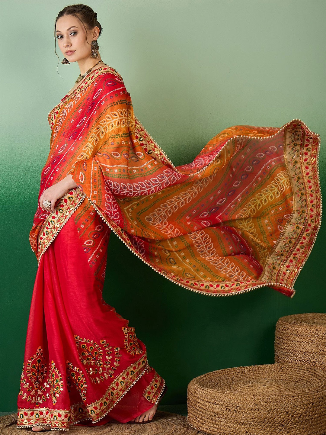 

RAJGRANTH Bandhani Embroidered Pure Chiffon Bandhani Saree, Red