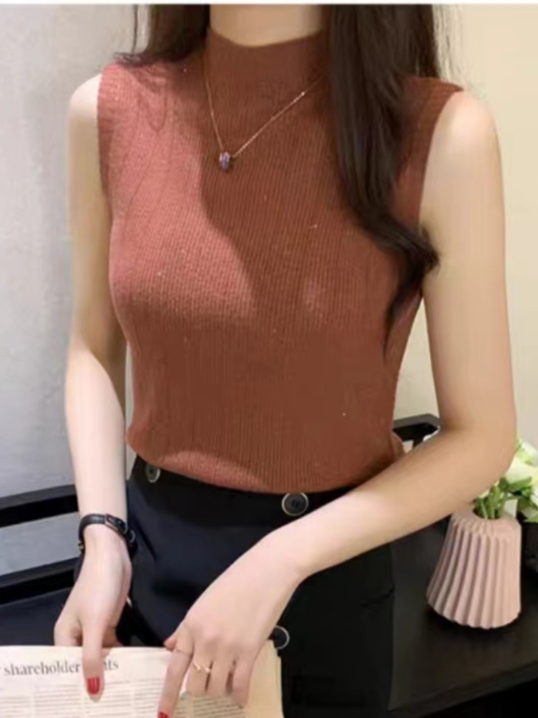 

StyleCast Girls Solid Round Neck Top, Brown