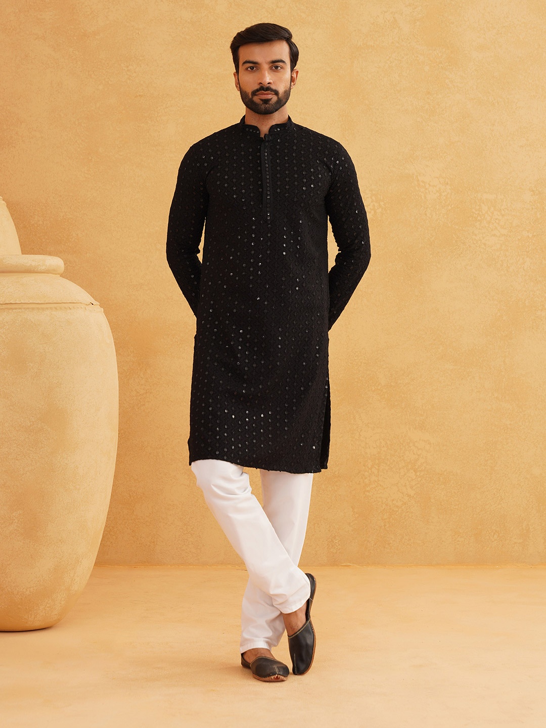 

SOJANYA Men Embroidered Regular Sequinned Pure Cotton Kurta with Churidar, Black