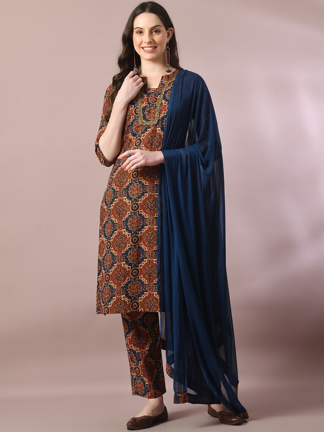 

HERE&NOW Maroon Ethnic Motifs Printed Pure Cotton Kurta with Trousers & Dupatta