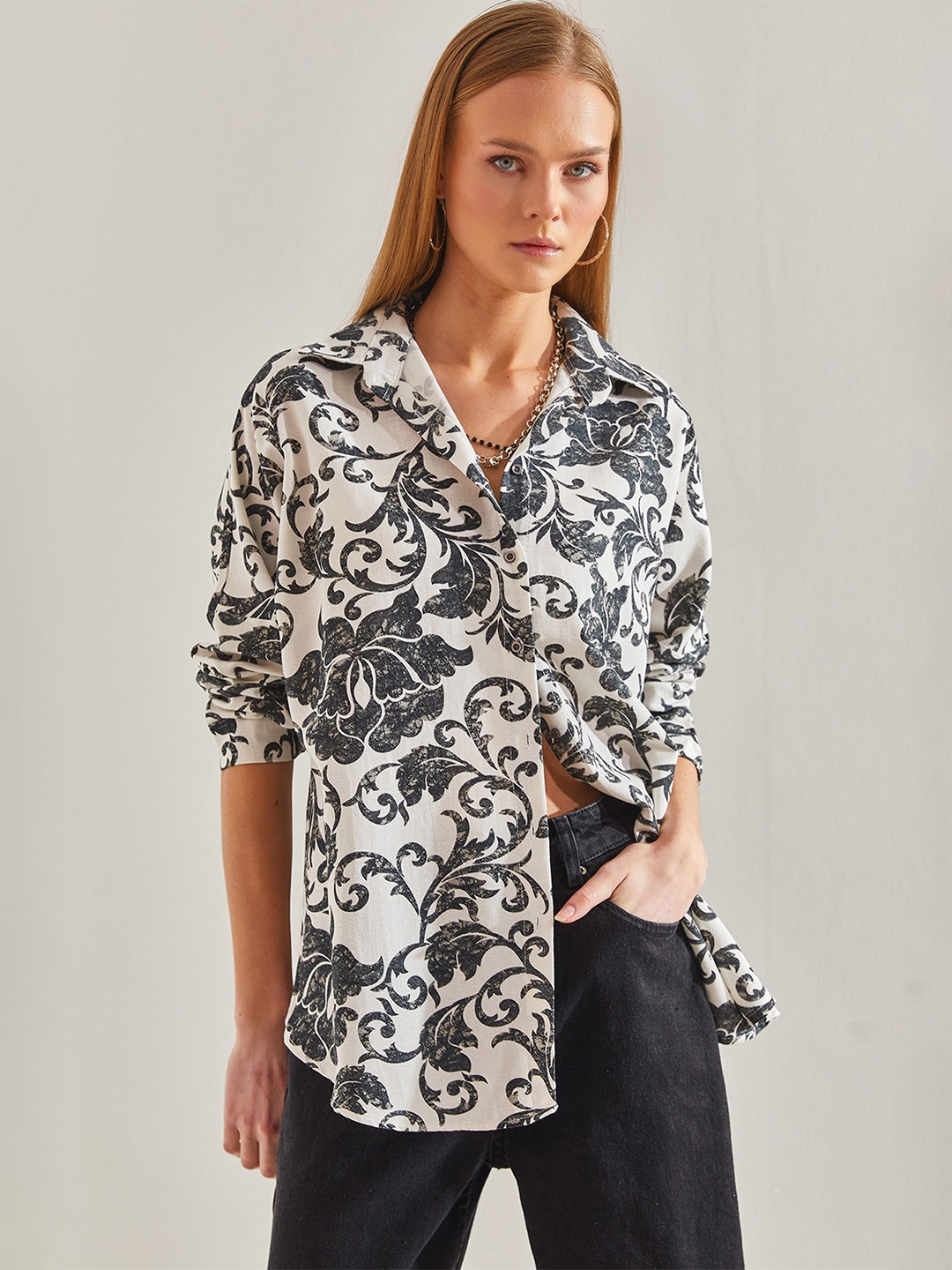 

BIANCO LUCCI Abstract Printed Casual Shirt, Black