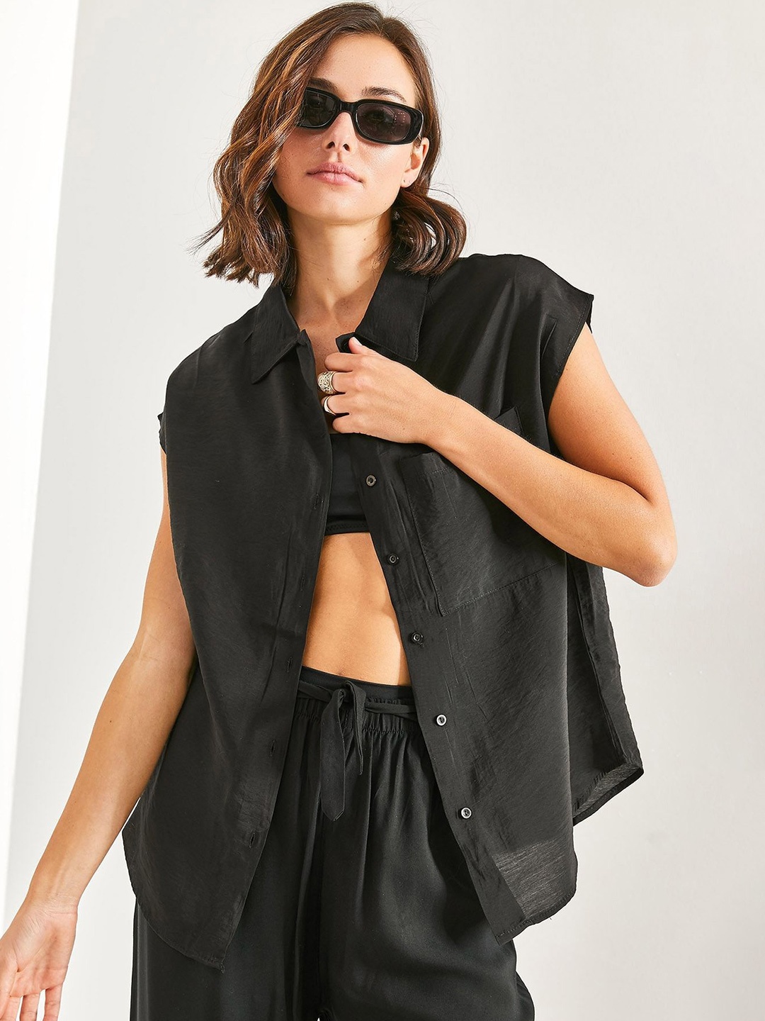 

BIANCO LUCCI Spread Collar Casual Shirt, Black