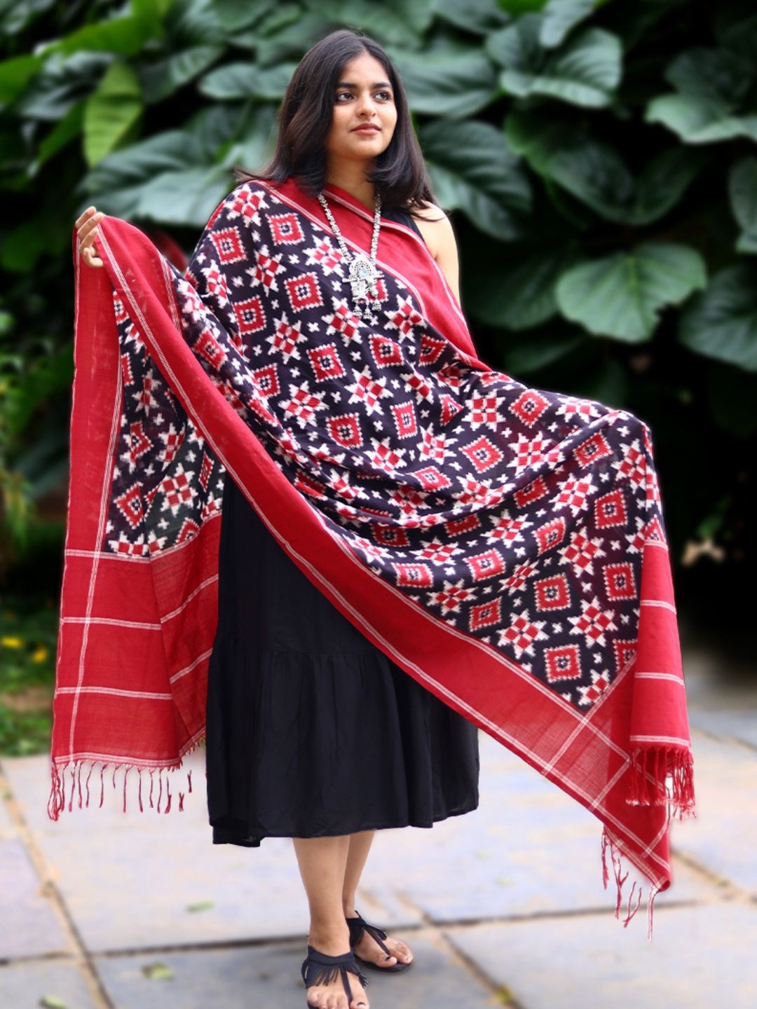 

Peepul Tree Ethnic Motifs Printed Ikat Dupatta, Red