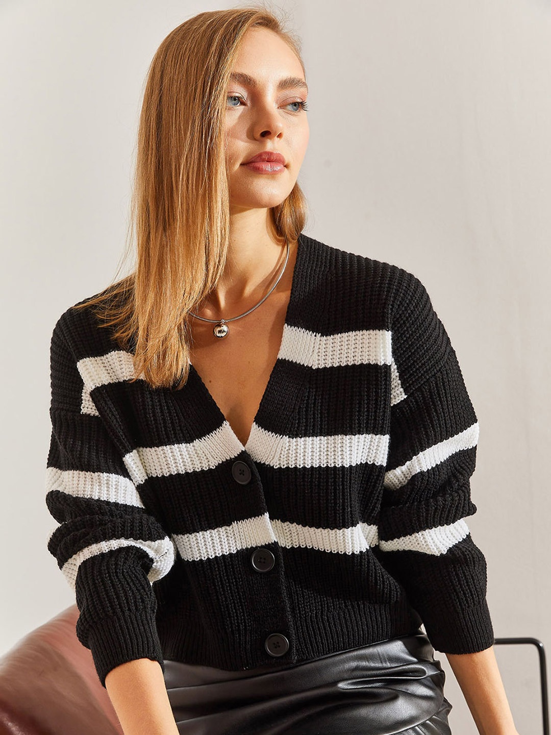 

BIANCO LUCCI Striped V-Neck Cardigan Sweaters, Black