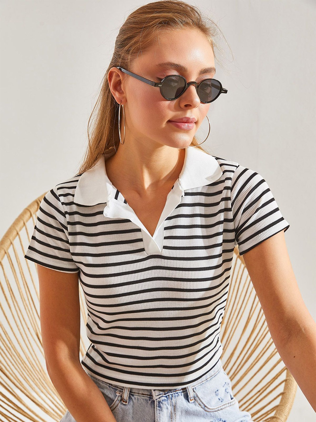 

BIANCO LUCCI Striped Shirt Collar Short Sleeves Top, White