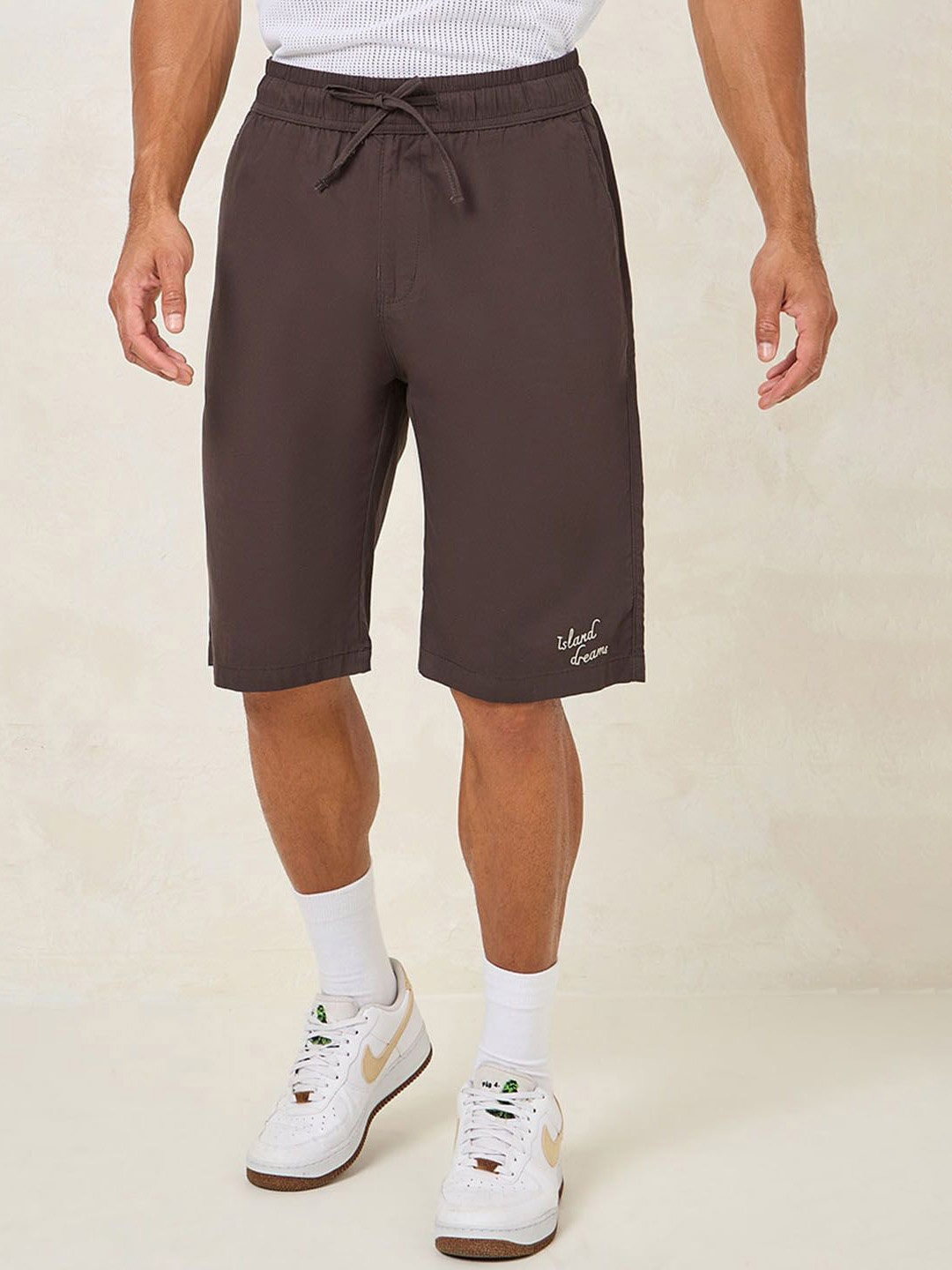 

Styli Brown Men Embroidered Twill Oversized Shorts