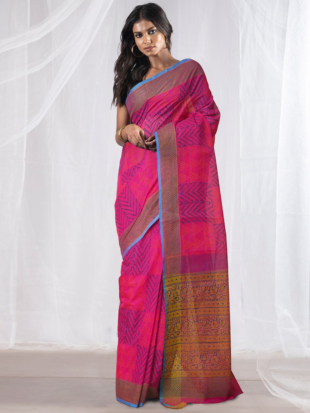 

Unnati Silks Ethnic Motifs Pure Cotton Handloom Mangalagiri Saree, Pink