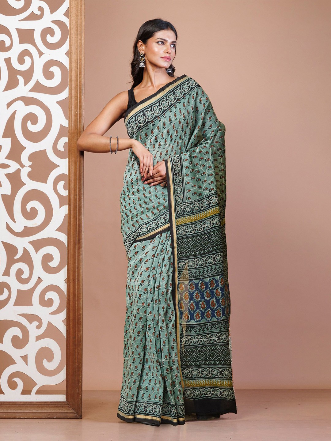 

Unnati Silks Paisley Zari Silk Cotton Handloom Chanderi Saree, Blue