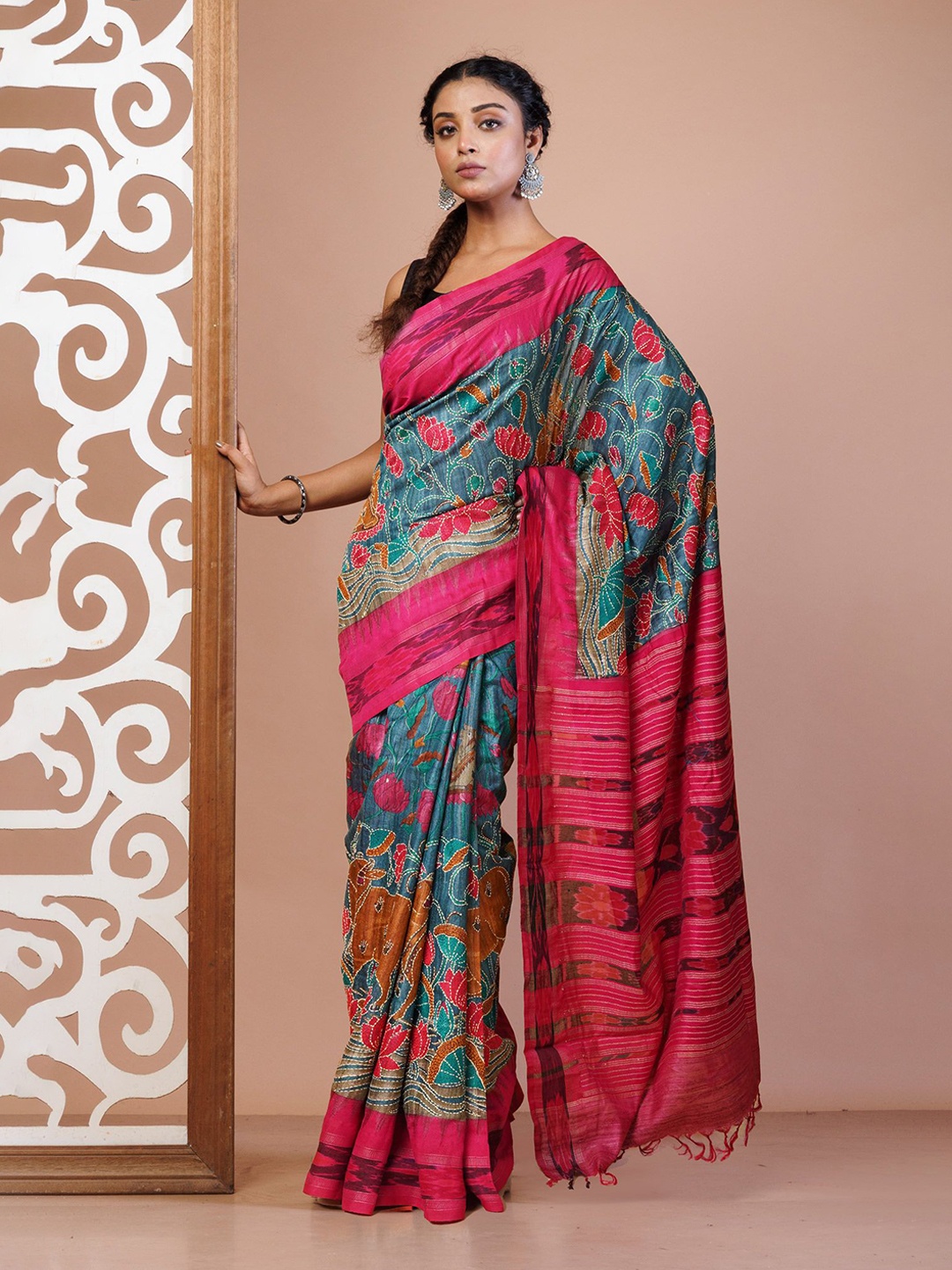 

Unnati Silks Ethnic Motifs Kantha Work Pure Silk Handloom Tussar Saree, Grey