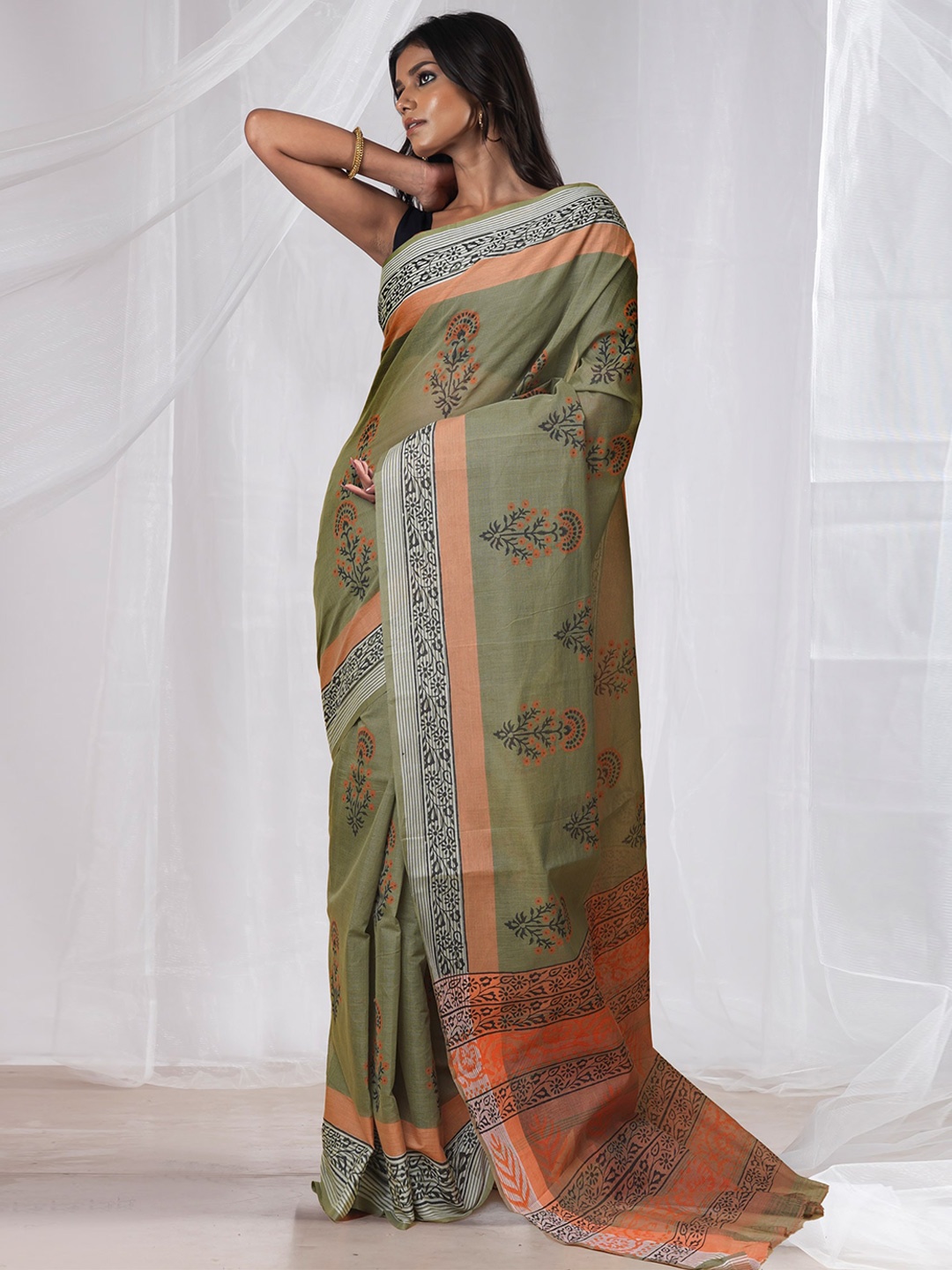 

Unnati Silks Floral Pure Cotton Handloom Mangalagiri Saree, Green