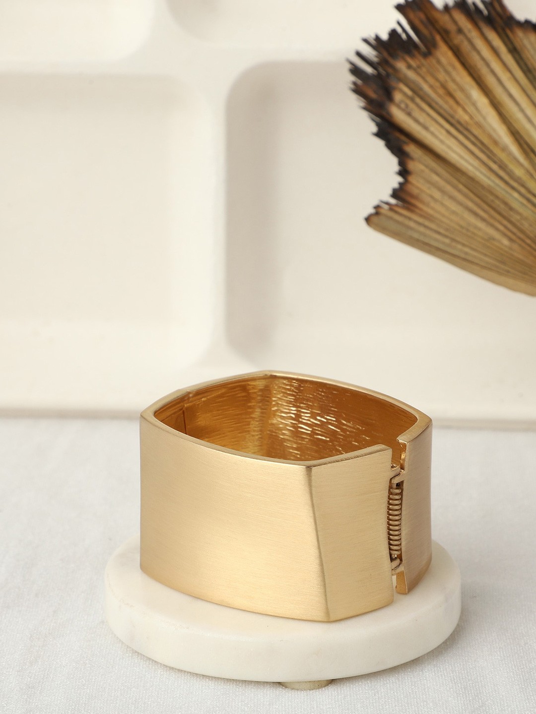 

VENI Gold-Plated Stainless Steel Kada Bracelet