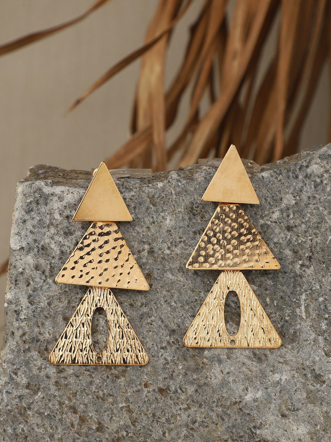 

VENI Stainless Steel Gold-Plated Triangular Drop Earrings