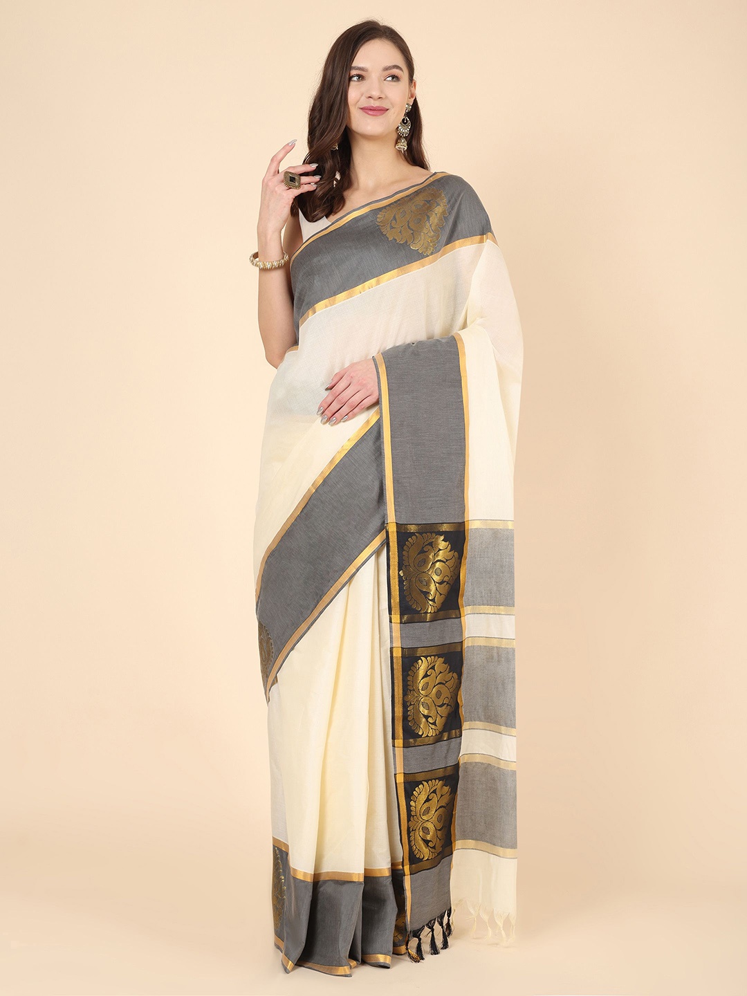 

Manvish Drapes Jaali Pure Cotton Kasavu Saree, Off white