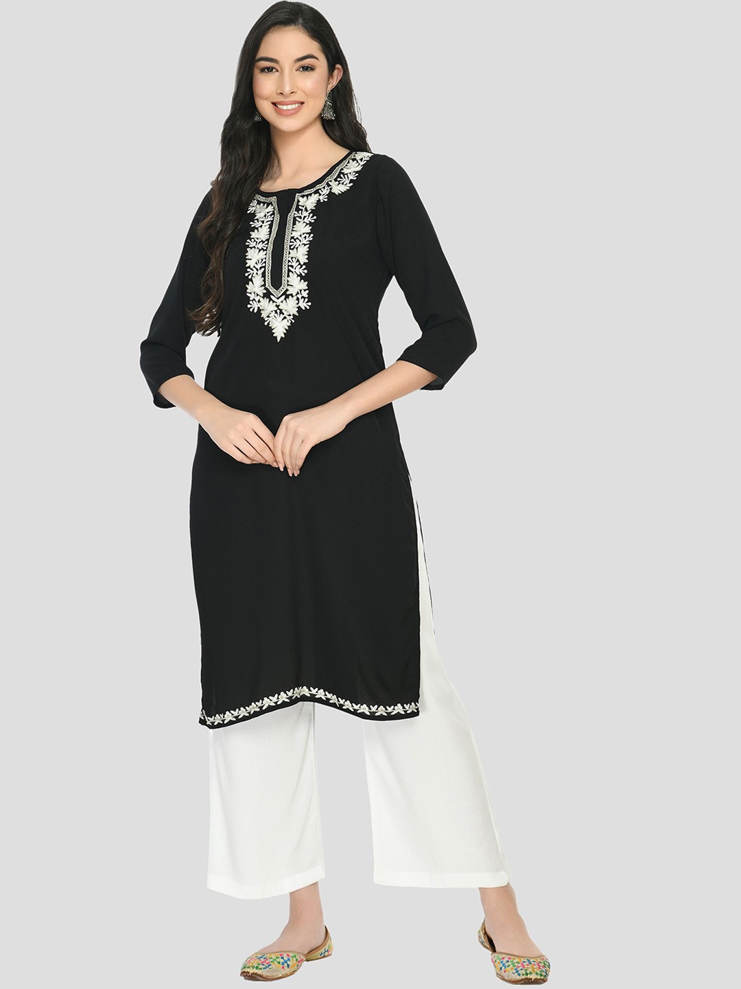 

QAZMI Floral Embroidered Thread Work Straight Kurta, Black