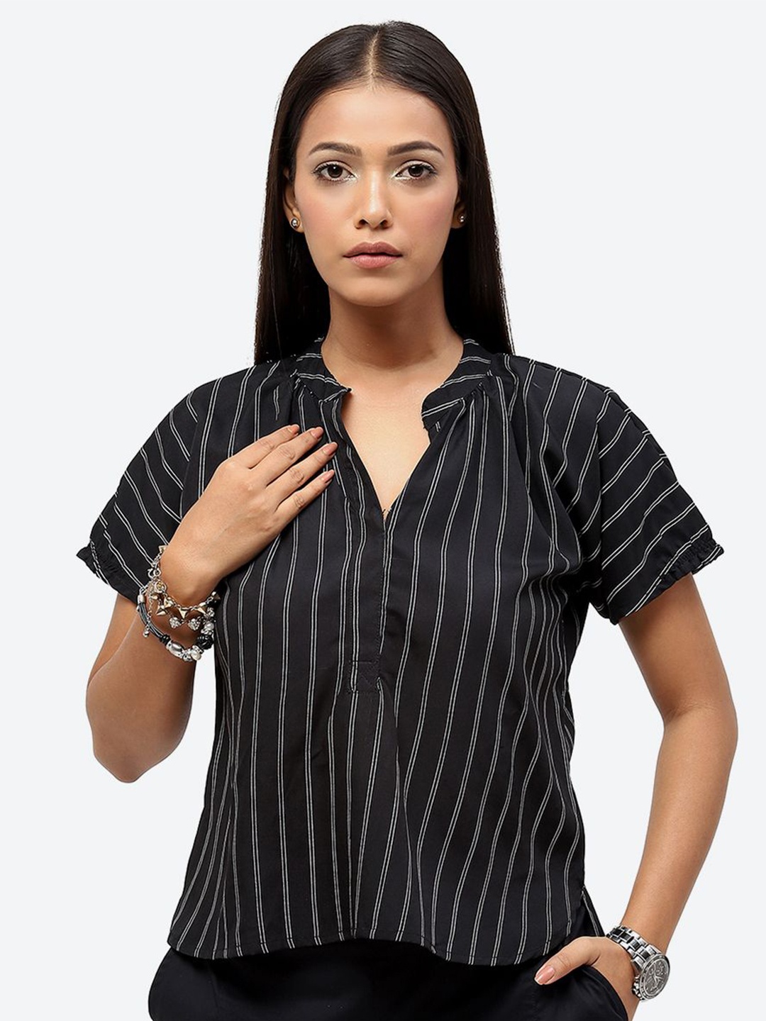 

Baawri Striped Mandarin Collar Short Sleeves Regular Top, Black