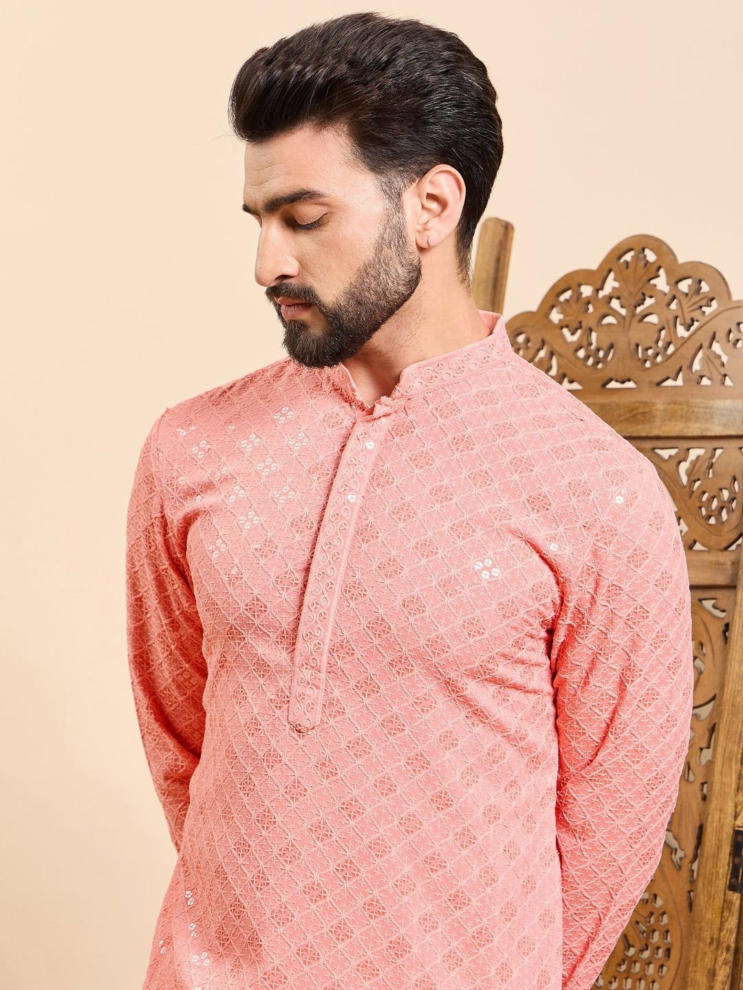 

Ethnic Bay Men Flared Sleeves Thread Work Kurta, Peach