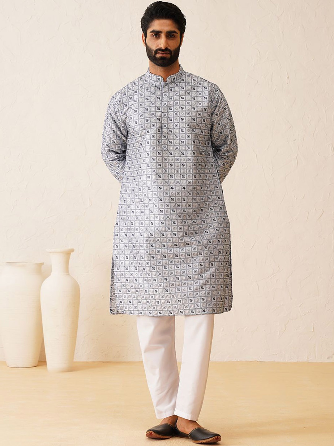 

SOJANYA LUXE Ethnic Motifs Embroidered Sequinned Cotton Silk Kurta With Pyjamas, Blue