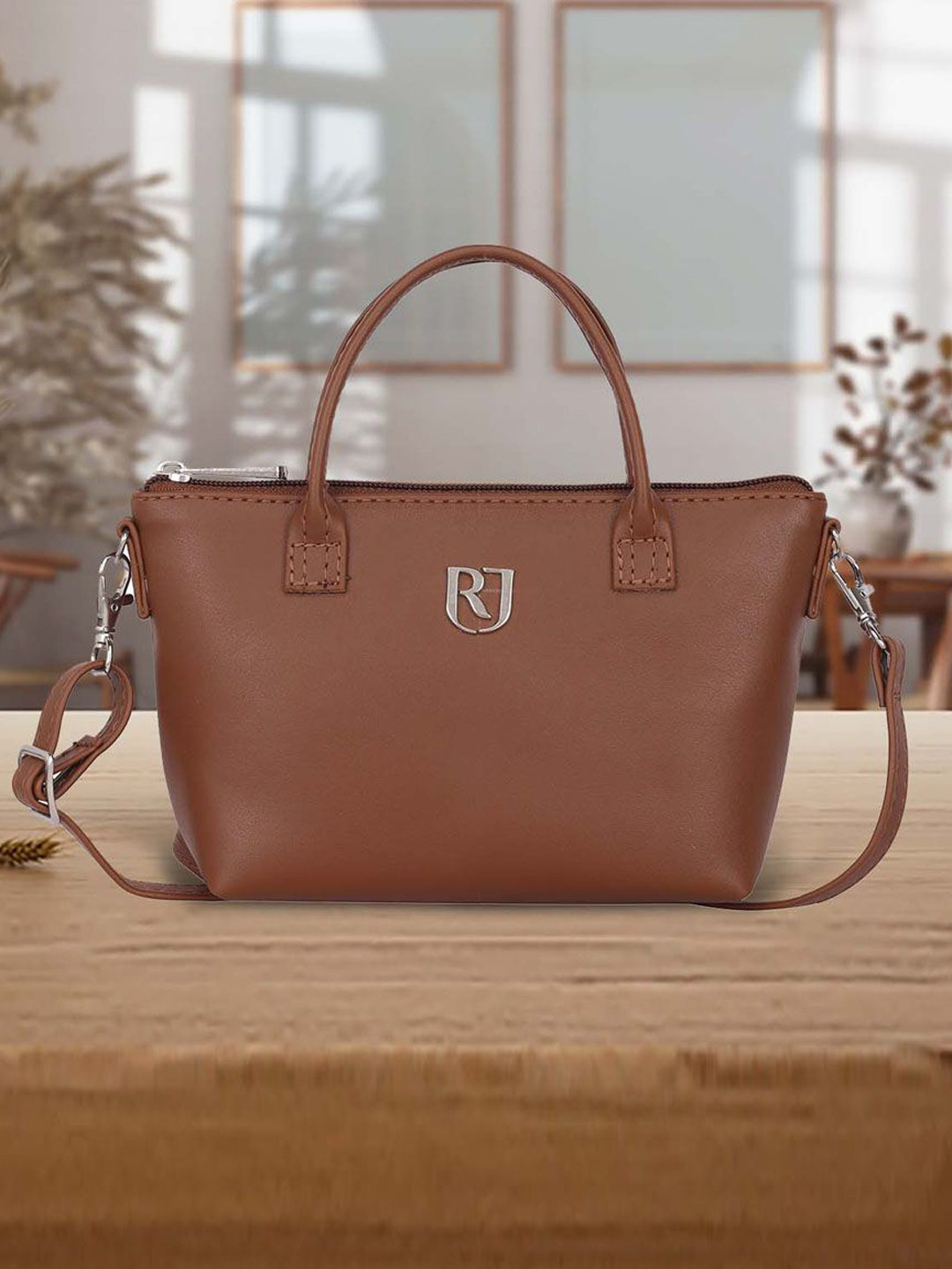 

RIJAC Structured Handheld Bag, Brown