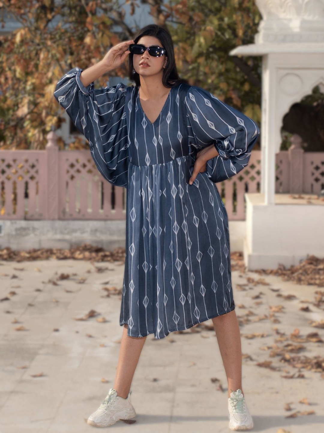 

Peepul Tree Abstract Printed Puff Sleeves A-Line Dress, Blue