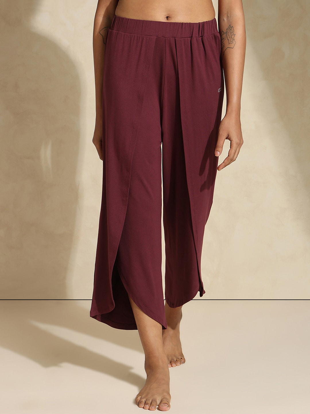 

Silvertraq Women Mid-Rise Tulip Lounge Pants, Burgundy