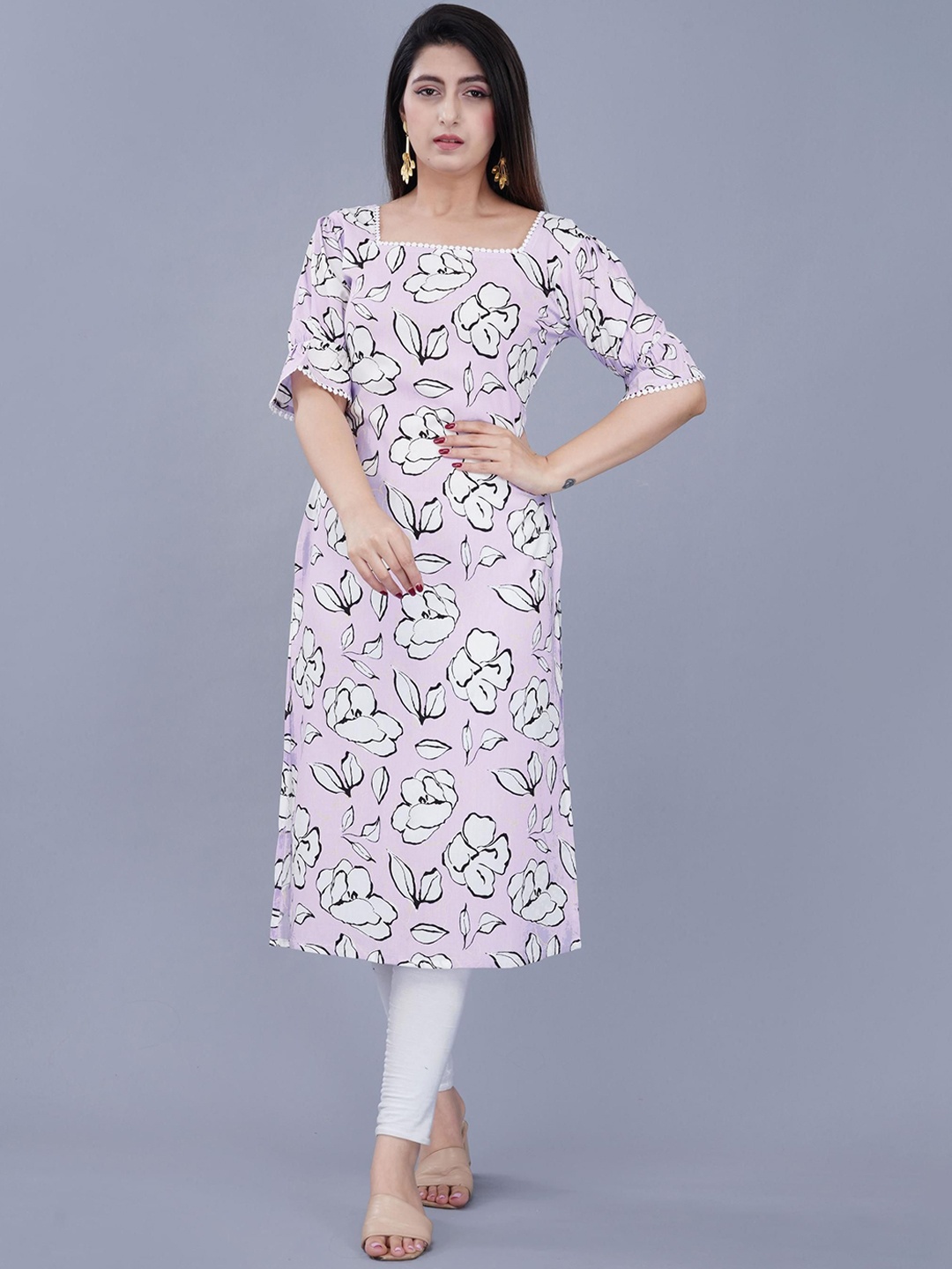 

Mintmarie Floral Printed Square Neck Straight Kurta, Purple