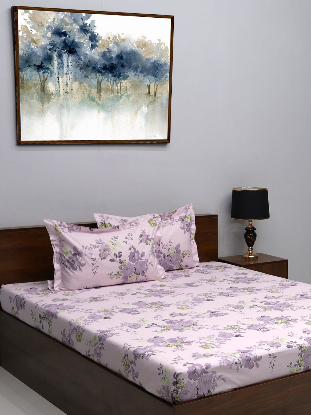 

BOMBAY DYEING Pink & White Floral 164 TC Queen Cotton Bedsheet With 2 Pillow Covers