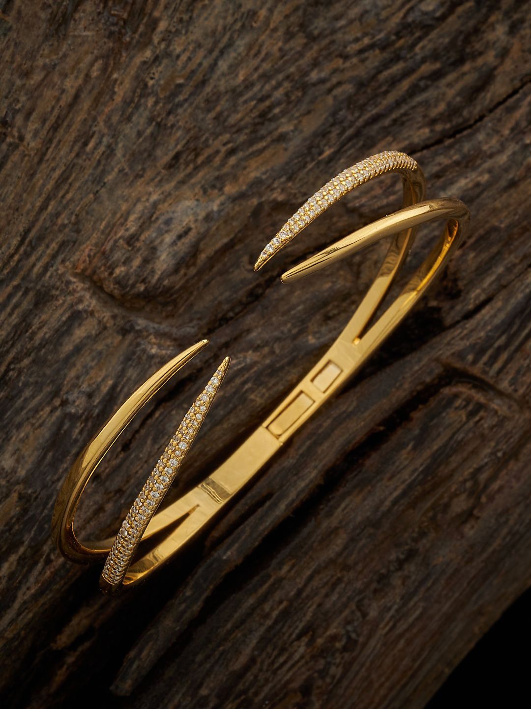 

Kushal's Fashion Jewellery Cubic Zirconia Gold Plated Kada Bracelet