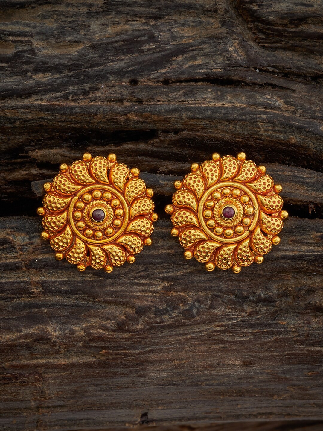 

Kushal's Fashion Jewellery Gold-Plated Stone-Studded 92.5 Pure Silver Studs Earrings