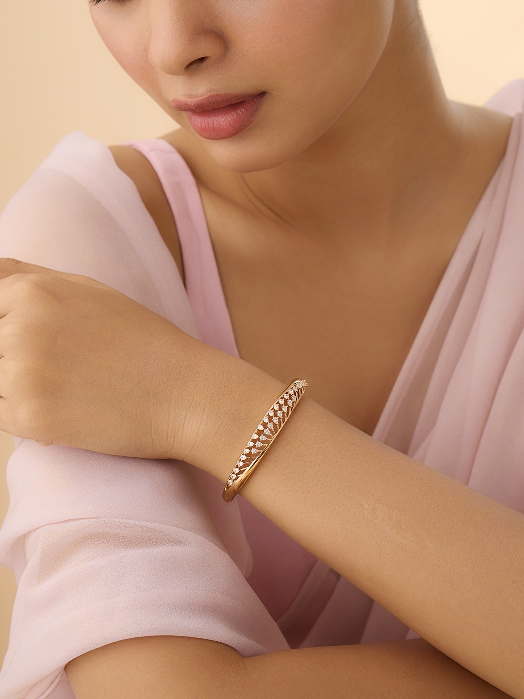 

Kushal's Fashion Jewellery Cubic Zirconia Gold Plated Kada Bracelet