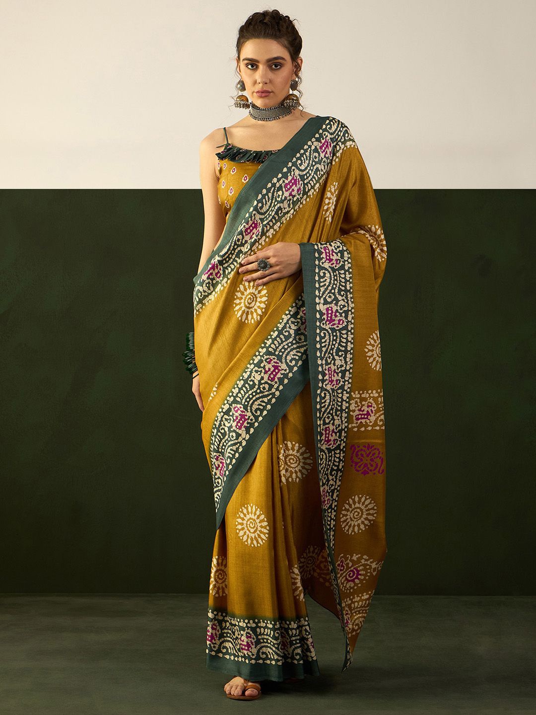 

Mitera Ethnic Motifs Bagru Saree, Mustard