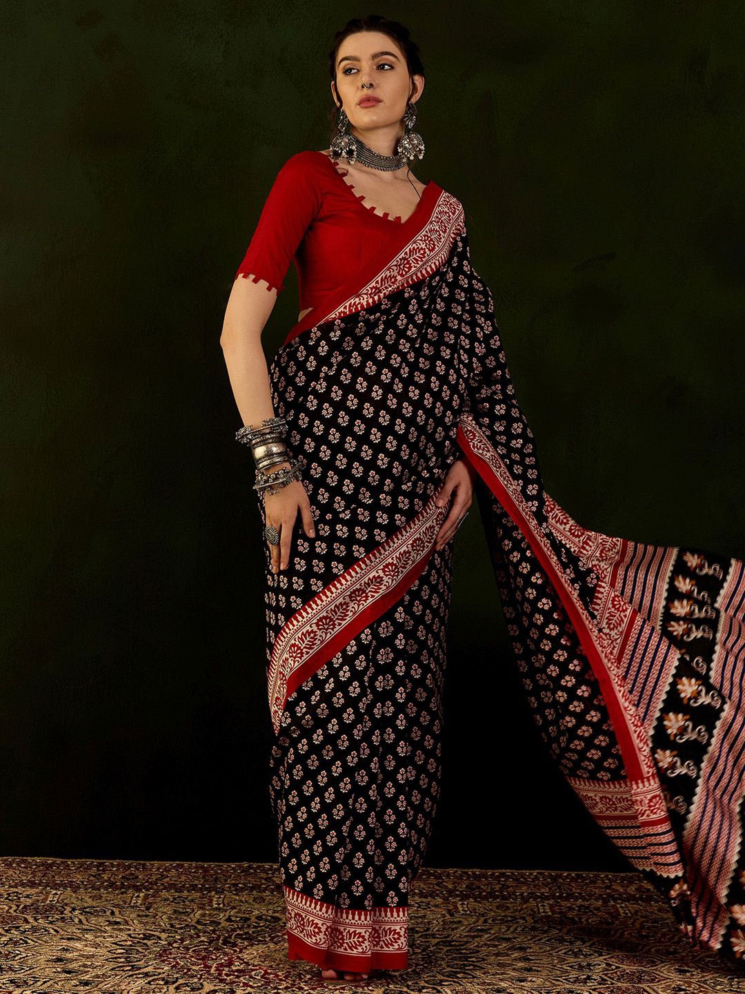 

Mitera Ethnic Motifs Art Silk Bhagalpuri Saree, Black