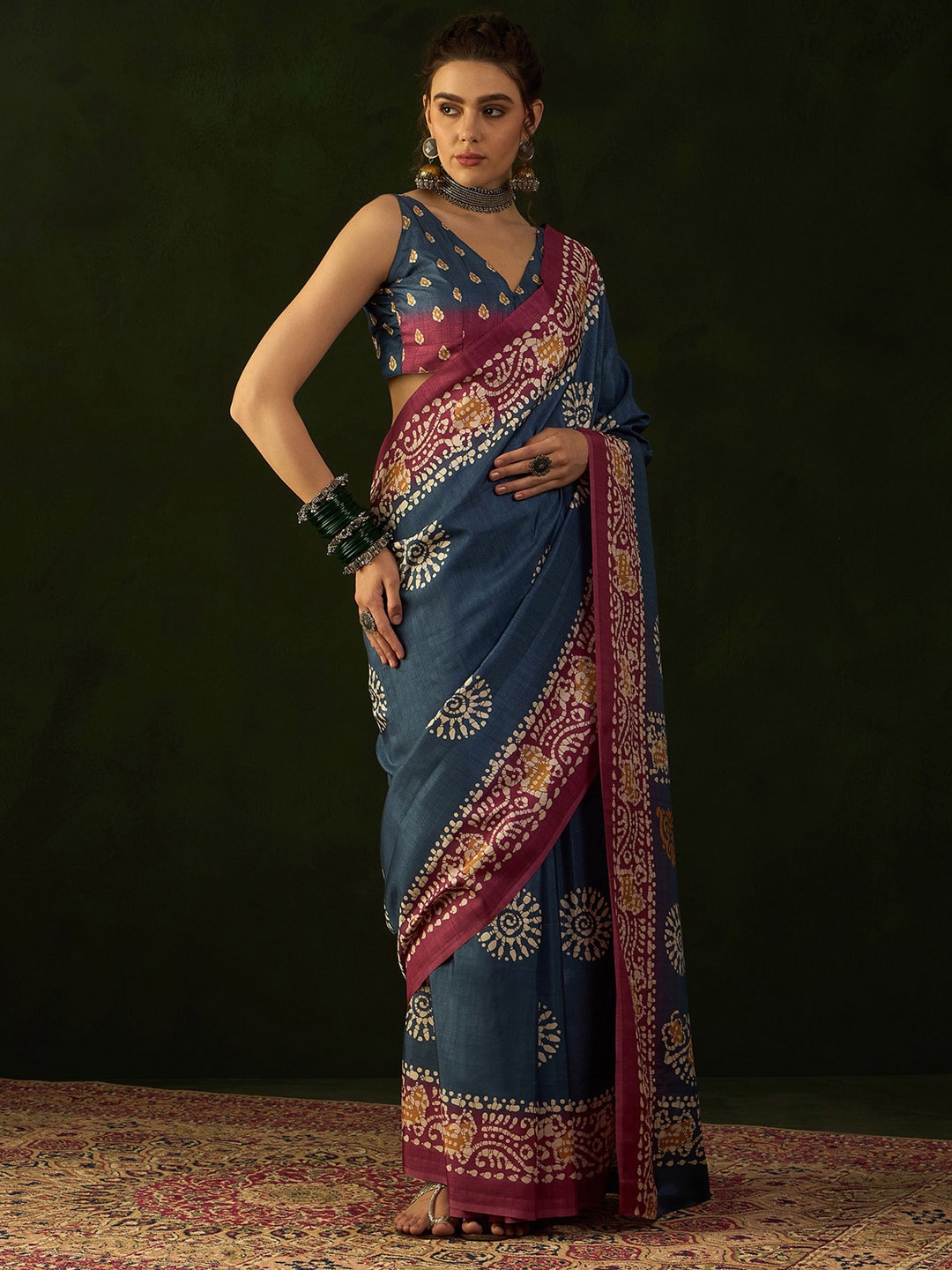 

Mitera Ethnic Motifs Bagru Saree, Navy blue