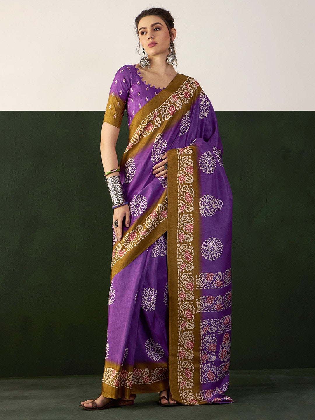 

Mitera Ethnic Motifs Bagru Saree, Purple