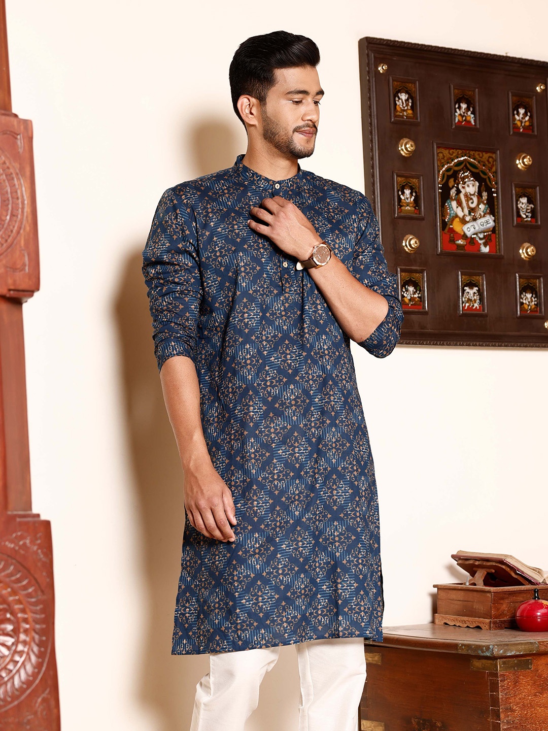 

FILORI Ethnic Motifs Printed Mandarin Collar Cotton Straight Kurta, Blue